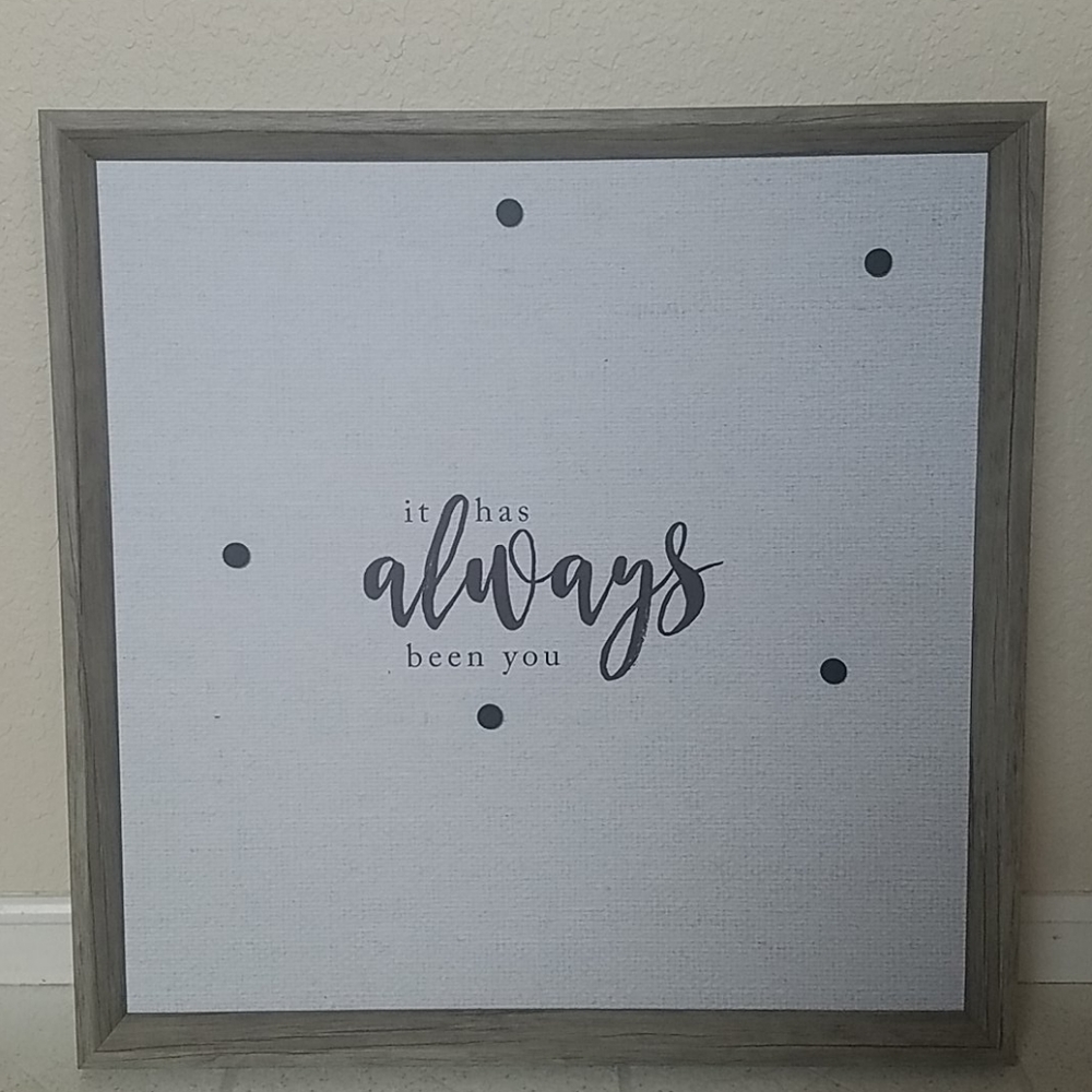 Decorative magnetic board
